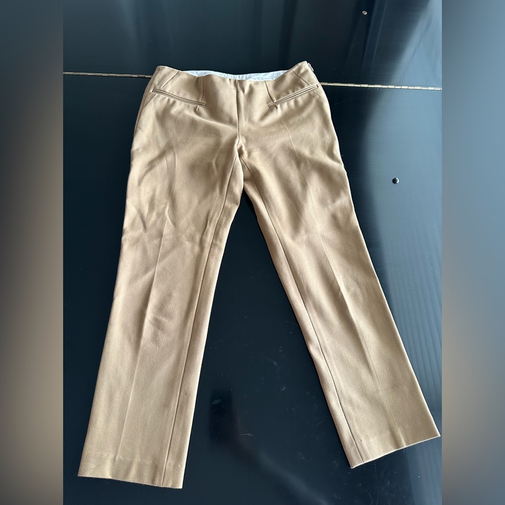Alvin Valley Capri Pants Tan size 34. ( 2)